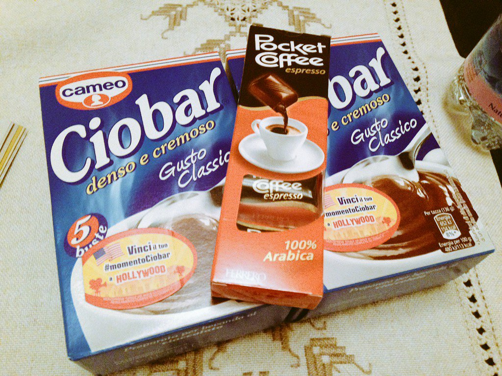 Kizasi_Aizawa's tweet photo. …セヴァがまた買ってくれた☻

これで日本でもチョッコラータが作れるｂ https://t.co/I0KxLc6dJ8