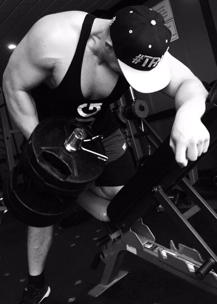 TRUGAINZ's tweet photo. Guys go and check out our sponsor @nigel_roberts87 Go and follow him guys :) https://t.co/gSH2gwqqcO