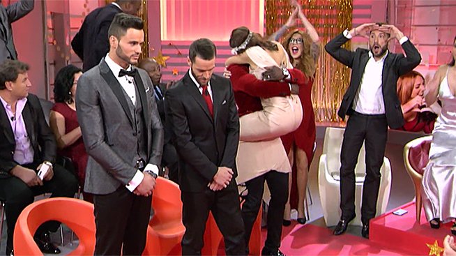myh_tv's tweet photo. ¡¡¡@akadosel!!! #FinalSteisy https://t.co/qO6tp2Ywzb 
¡Vivan los novios! https://t.co/qH7BOFkbKL