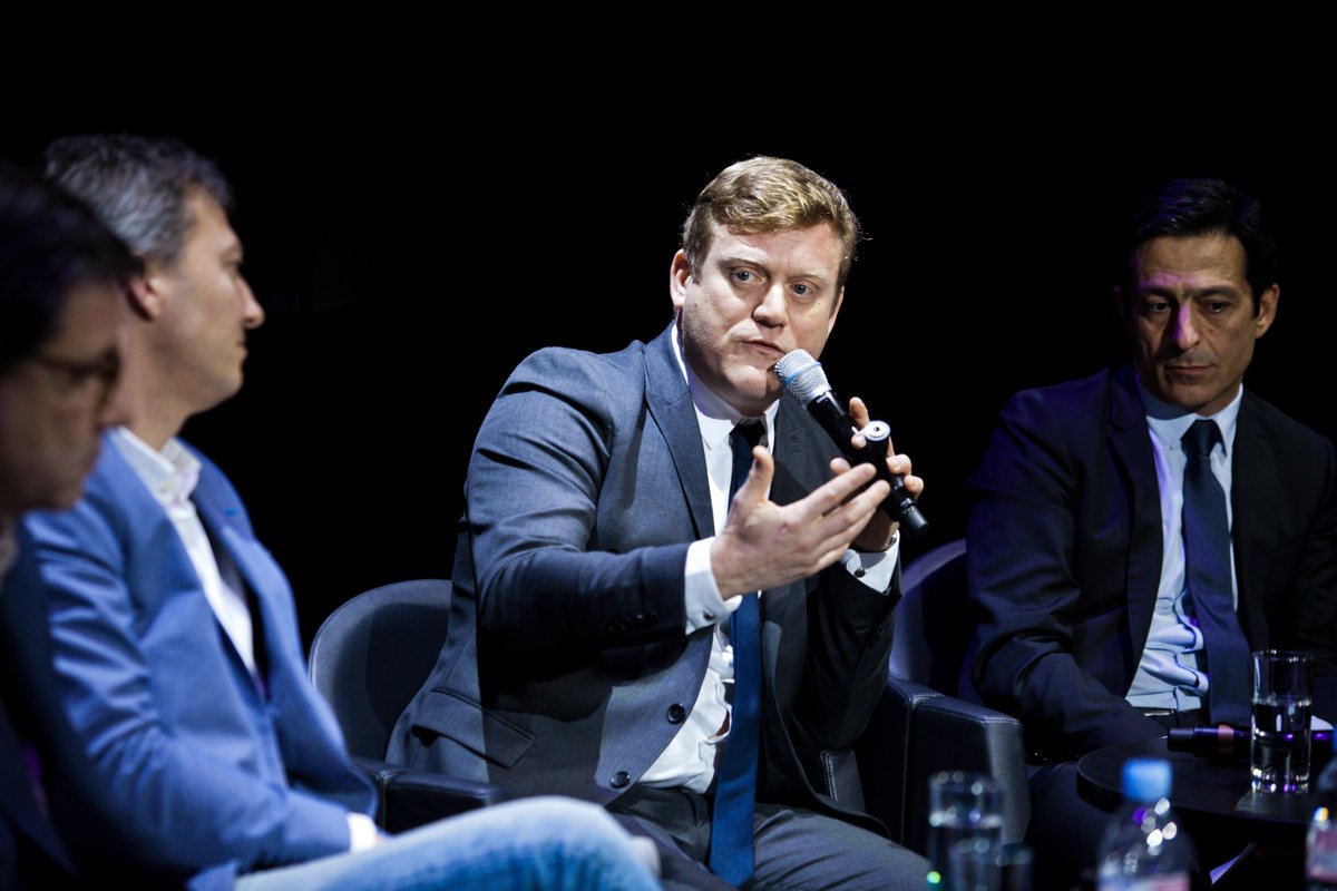 ForumTokyo's tweet photo. Benoit @thieulin était également avec nous au #ForumTokyo 2015, merci encore pour votre participation aux débats ! https://t.co/moNcdoSFPK