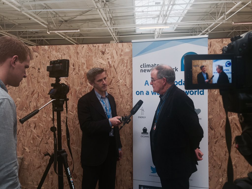 renatatyszczuk's tweet photo. #COP21 @citizenjoesmith @DavidGawith interviews Tim Radford @ClimateNewsDay @OpenSpaceRC https://t.co/0kSnjv5tK6
