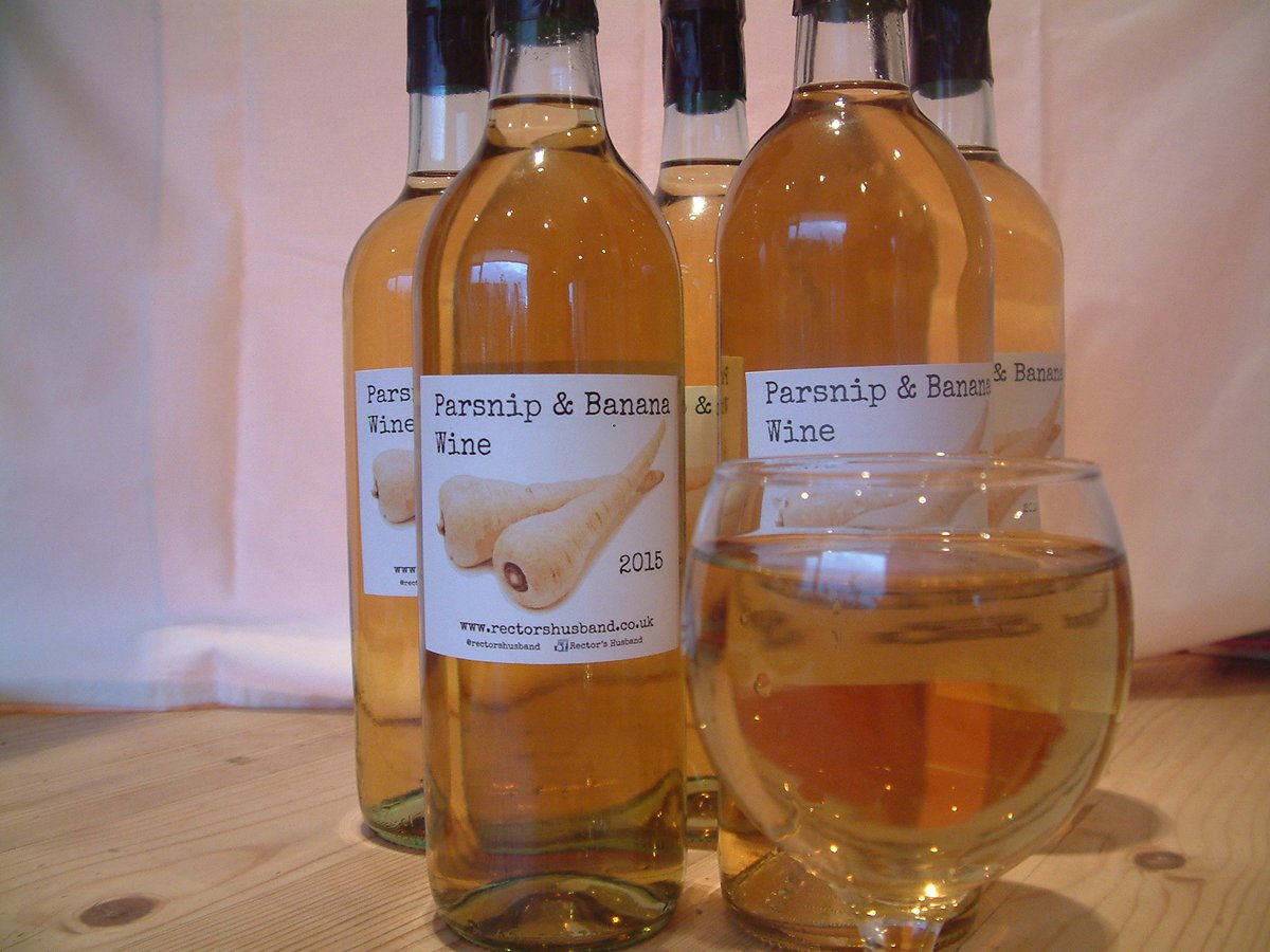 rectorshusband's tweet photo. #parsnip &amp; #banana #wine in 11 months from discarded produce #wastenot How-to https://t.co/xegVJ0yUpu #ishluvly #hic https://t.co/vqcnYg6cLC