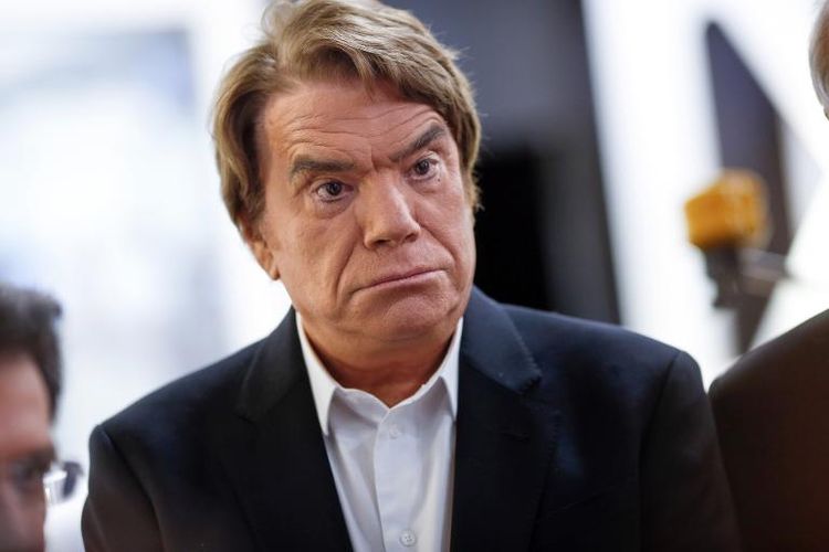libe's tweet photo. Affaire Crédit Lyonnais-Adidas : Bernard Tapie condamné à rembourser 404 millions d'euros https://t.co/7WM8aWkykF https://t.co/IrjZY1gNf3