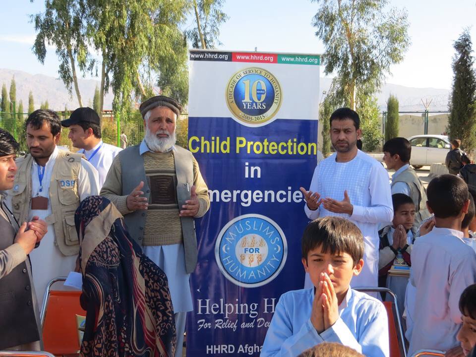 afzaltahir44's tweet photo. @HelpingHandUSA Child Protection in emergency situations,a training session organized by HHRD Afghanistan https://t.co/LVTDEIMA9N