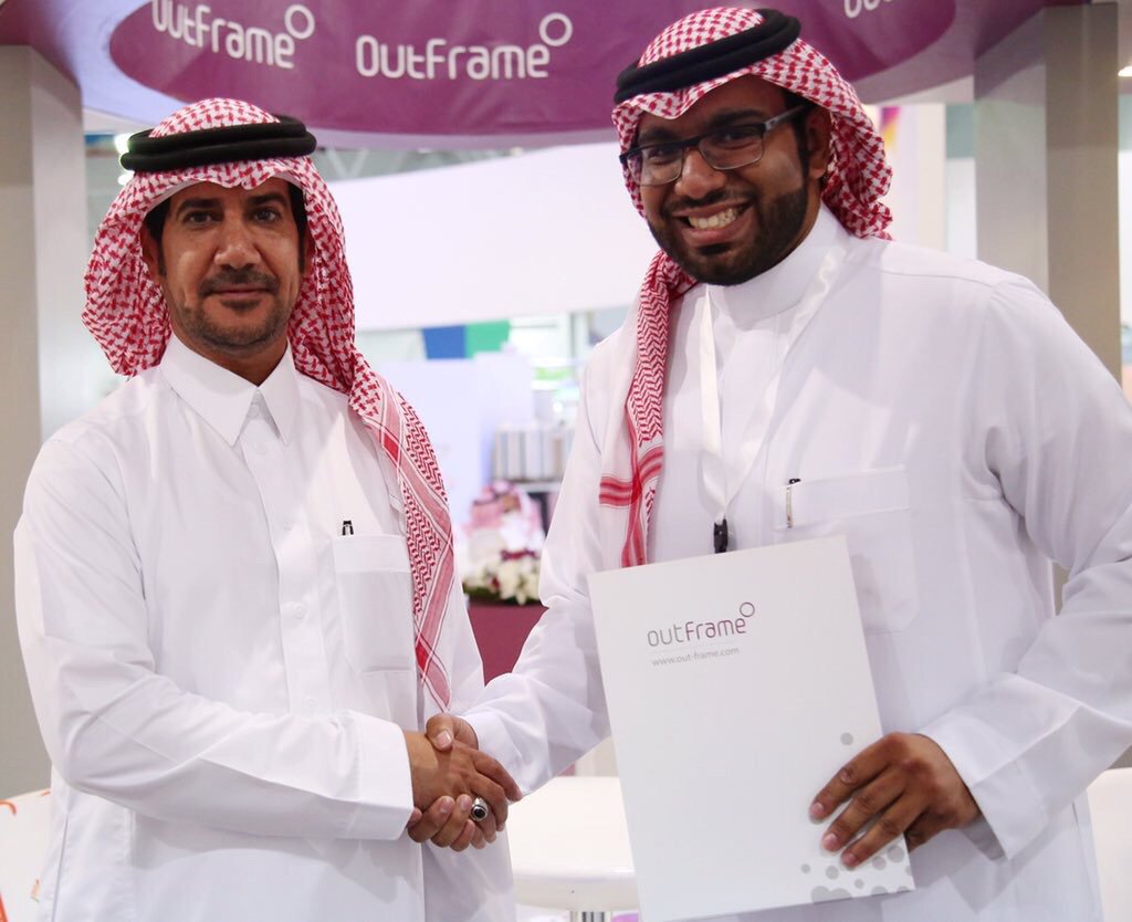 OutFrame_SA's tweet photo. صور من توقيع اتفاقية التعاون بين نادي القادسية السعودي و أوت فريم مع الأستاذ/ معدي الهاجري.
https://t.co/ZOIyhDqIRE https://t.co/zBjszRI7F1