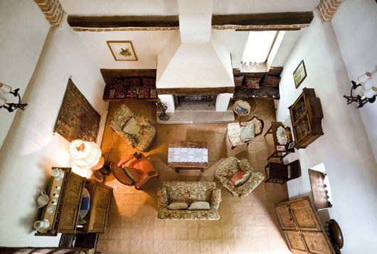 Dracula Mail tweet media