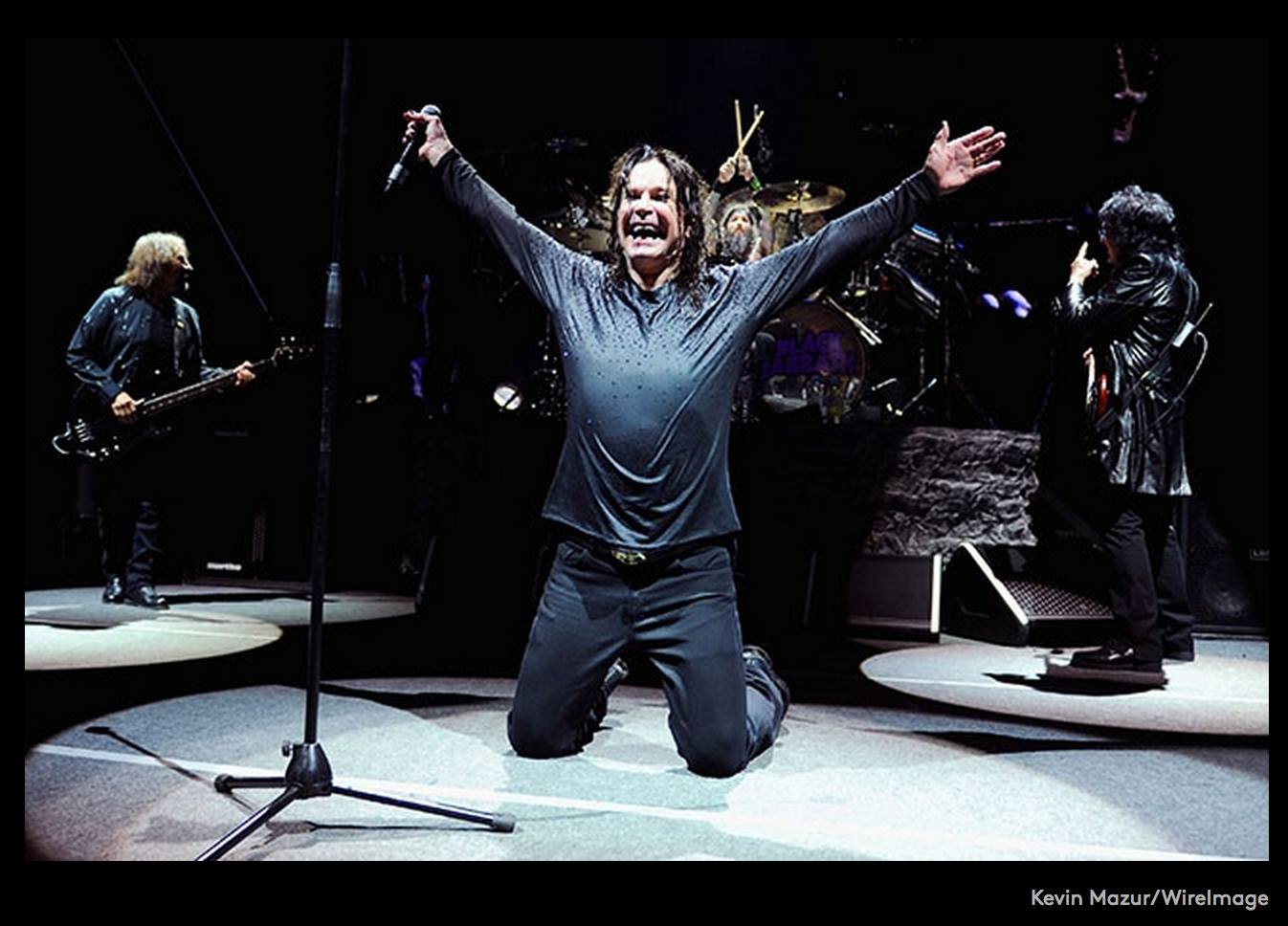 Bugün, Black Sabbath\in sesi, Karanl klar Prensi Ozzy Osbourne\un do um günü! Happy Birthday 