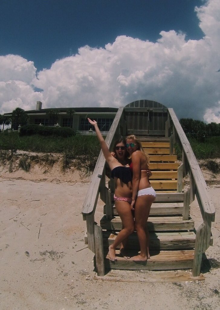 kaylascottt tweet picture