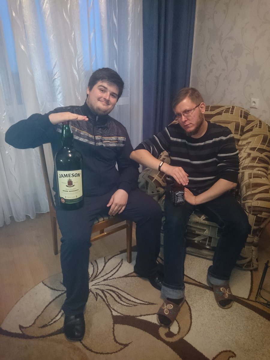 _padd1er's tweet photo. Два безработных. One bottle - one kill, no luck - just skill! #NotWorkingAtAll #FuckTheRest https://t.co/czTgUJHCpk