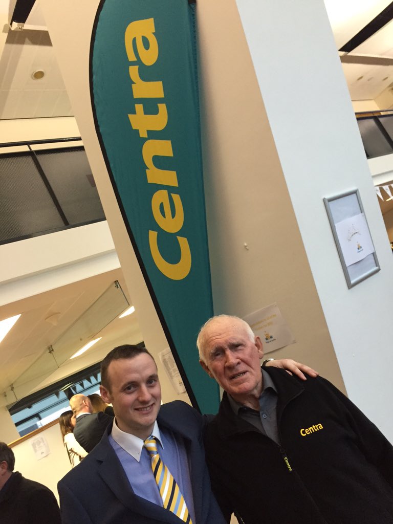 mcollinshr's tweet photo. Eoin from Centra Lismore with Johnny from Centra Fermoy #prideofcentra https://t.co/HzS5OYgdhu