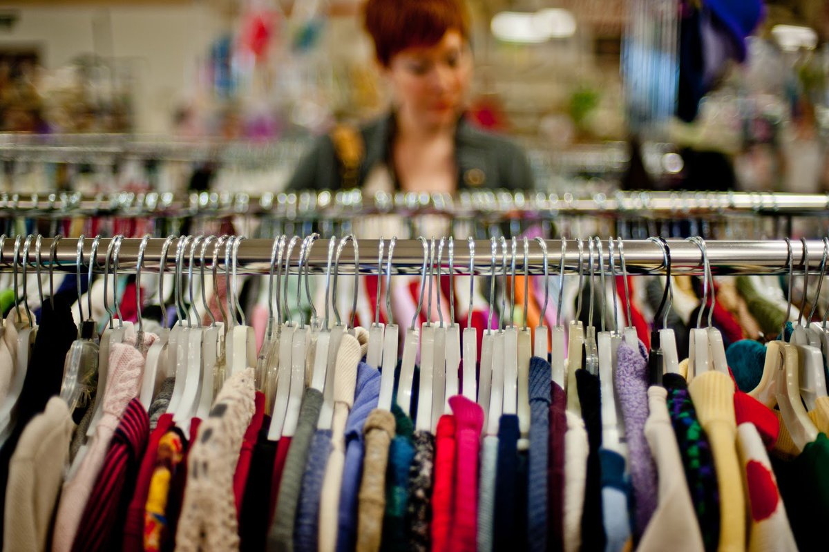 Appszoom's tweet photo. 🎄🎄5 apps that'll have you rushing to the second-hand market🎁🎁
https://t.co/pNUiaQgiJ4 #shopping #holidayseason https://t.co/73oOpkWUtV