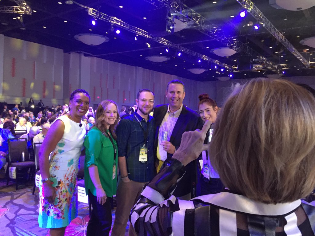 #Amway Americas Prez Candace &amp; <a href="/AmwayUS/">Amway US</a> leader <a href="/AmwayAyres/">Jim Ayres</a> celebrate our business owners' success at #AmwayAchievers