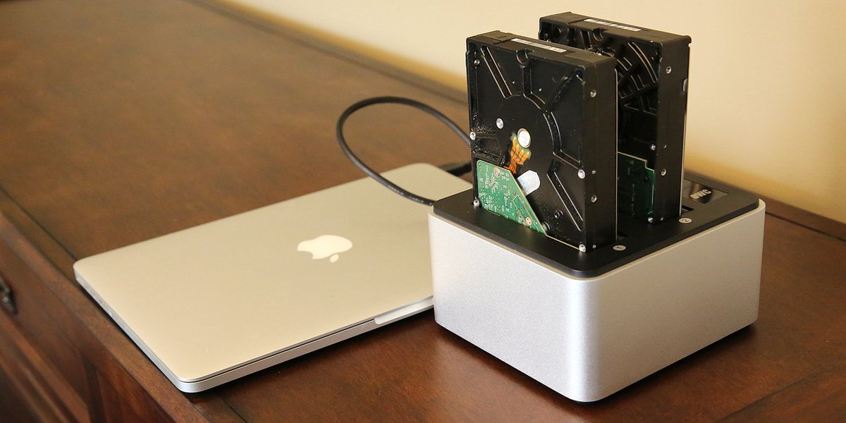 9to5mac's tweet image. Review: OWC’s Drive Dock turns your Mac’s old internal hard drives into plug-&amp;amp;-play storage 9to5mac.com/2015/12/03/rev…