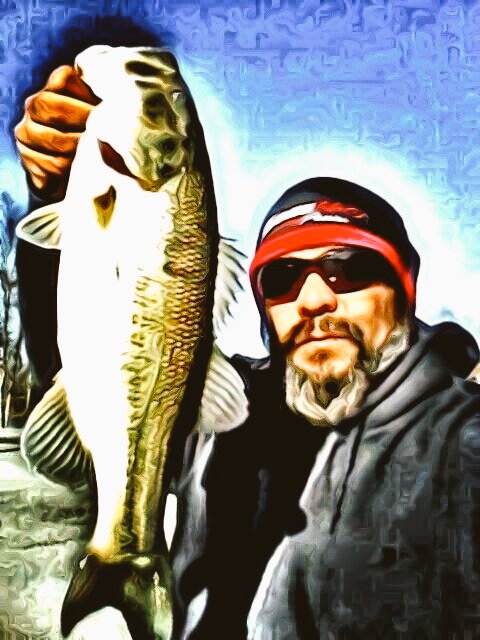 AlVieraFishing's tweet photo. Got out on a short trip &amp; caught 1 &amp; lost 1. #iBass360 #PowerTeamLures #BullNoseJig #CrawDoeuvre @lapbass https://t.co/JNpwXziLTc