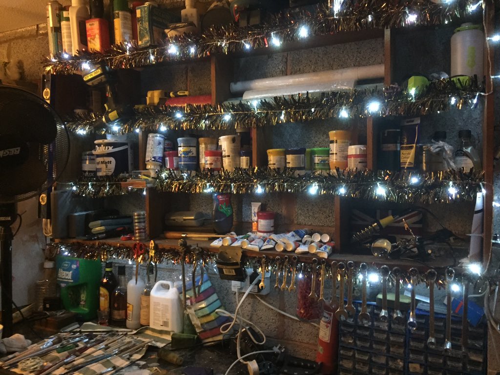 TheRealMattHowe's tweet photo. Got the studio looking festive 🎄 #art #artist #festive #artistlife #dowhatyoulove https://t.co/iCowVV3Q0Y