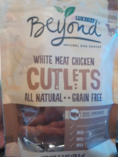 Cree2See's tweet photo. dogs love it Purina Beyond® Dog Snacks. Find a store near you https://t.co/F3xwpLMhRo #BeyondSnacks #FreeSamp https://t.co/CmkIPdpzmZ
