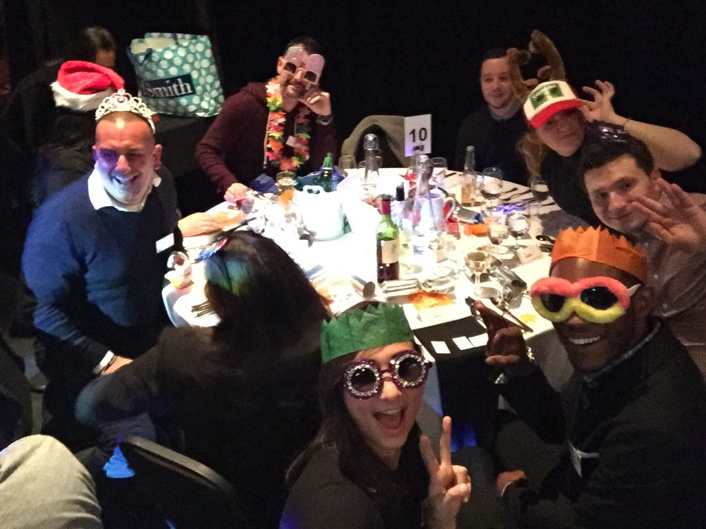 YOC4G's tweet photo. Looking fabulous ✨ #YOC4G https://t.co/zLNUozoZfZ