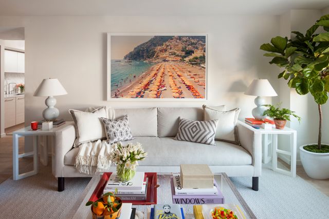 A break from the cold with this room by @KapitoMuller :) We recreated it for less! bit.ly/1lxKCtm #roomredo