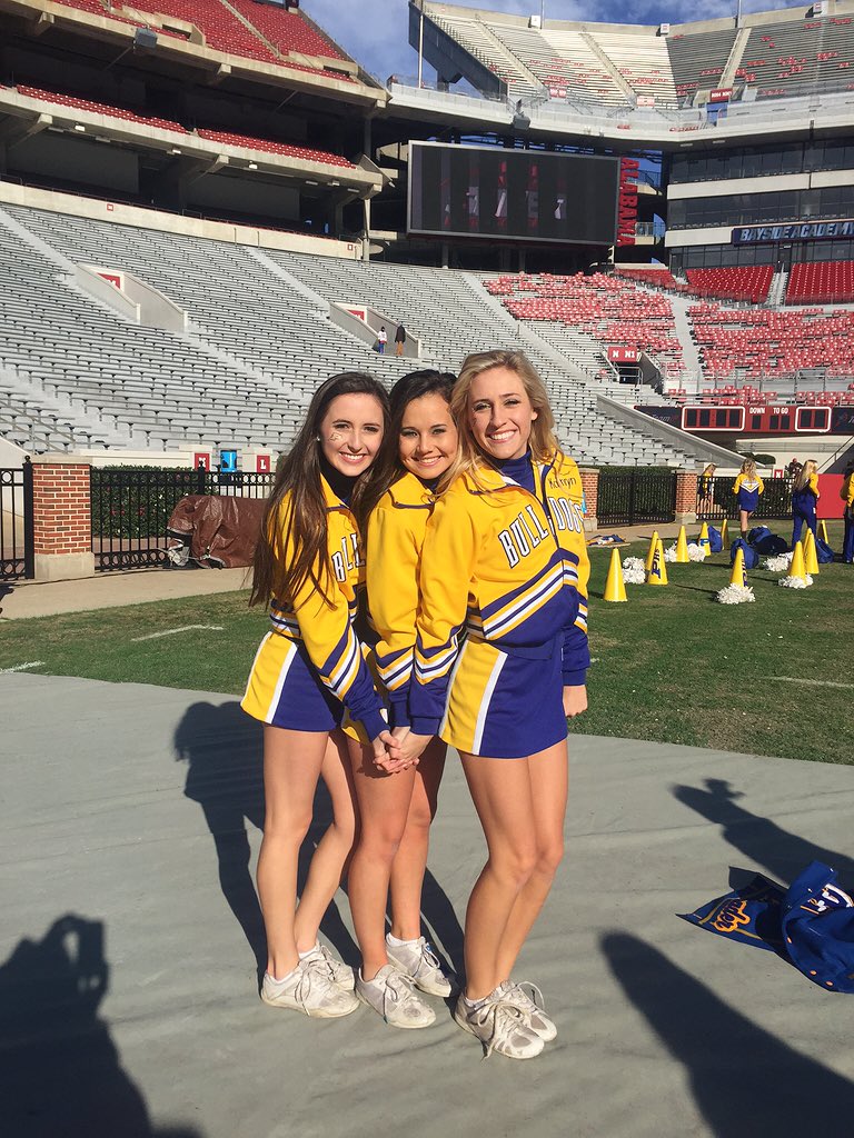 ggoss17's tweet photo. We're here!!! #bleedbluewinblue @PiedmontHS @PiedmontProbs https://t.co/Wtg9h6xsyu