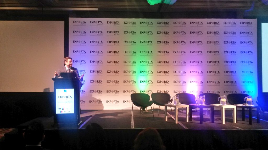 Corfo's tweet photo. Intendente @Orrego en cierre Seminario #ExportaPyme en #StgoRm https://t.co/OVu0UOSvBp