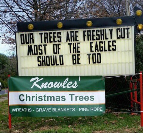 NFLRT's tweet photo. Philadelphia is full of Christmas spirit 😂 https://t.co/SZRypj1PND