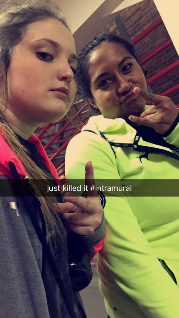 sarebear24_'s tweet photo. happy birthday chemistry buddy. I don't know what I'd do without you in class everyday. KEEP KILLING IT GAL PAL. 🏐🏃🏿 https://t.co/YHFTXEKOA3