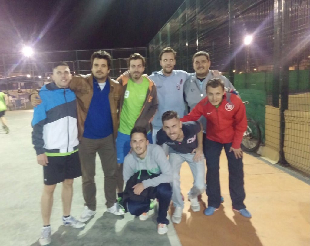 tikitakaFS2015's tweet photo. Tiki taka gana y convence en liga.9 puntos sobre 9 y líderes https://t.co/jZ1hiEZen2