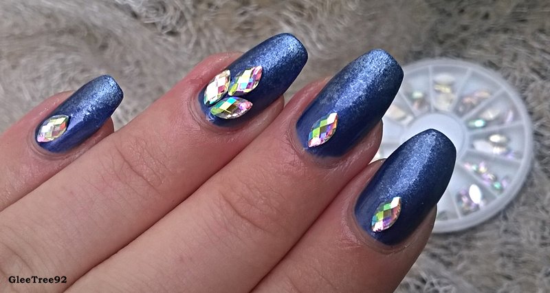 Awkwardnaillove's tweet photo. https://t.co/G9ZifXhlpY
#ladyqueen #rhinestones #review #notd #nailart 
@LadyQeenBeauty https://t.co/CAi3S2APke