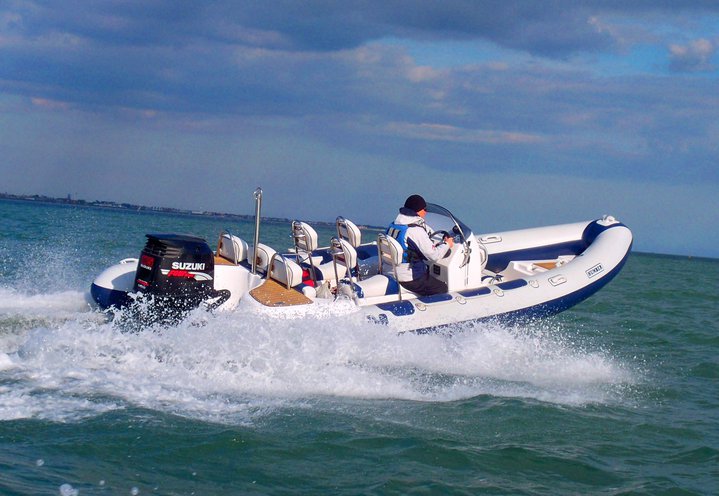 It's #ThrowBackThursday and lets's go back to 2010 with the Humber Leisure Pro 6.5m RIB #boating #boats #RIB