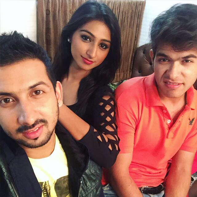 PriShchal_Fc's tweet photo. Amazing trio @priyesh03 https://t.co/v4DUWcwp9E