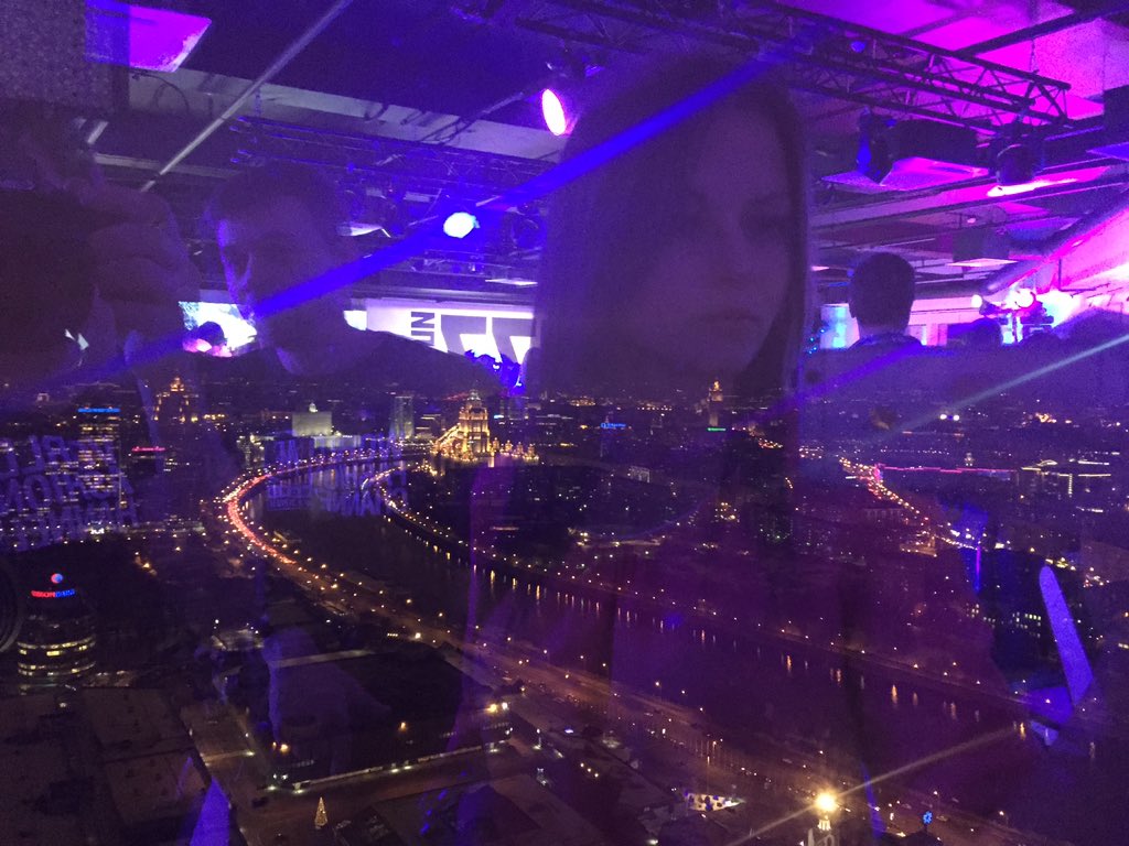 AlferovaYulya's tweet image. Отражение города #MercuryTower #40этаж