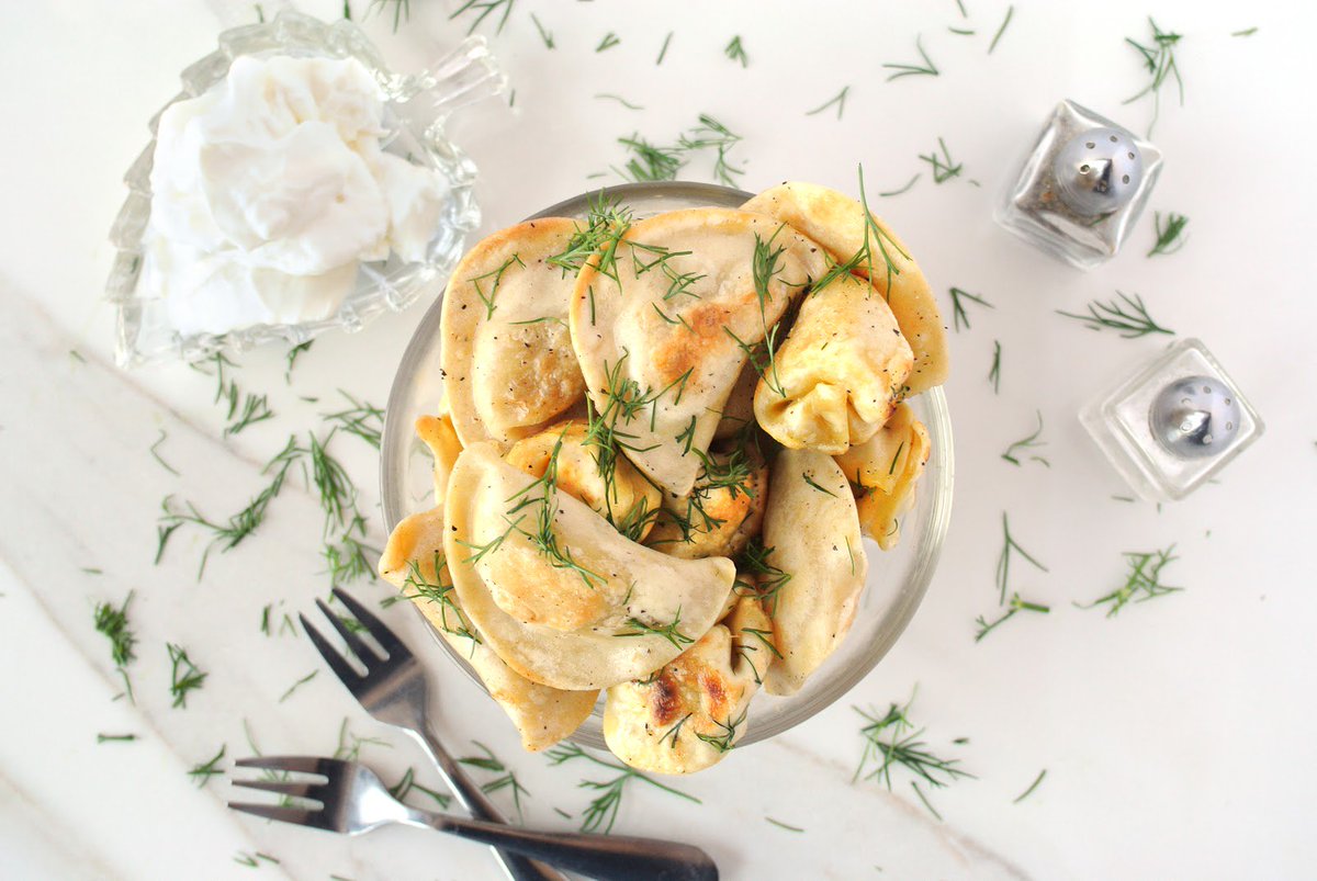 AntonsDumplings's tweet photo. It's proven, Russian Dumplings can cure a hangover. #Vodka #Putin #deliciousthursday #streetfood #Pelmeni #Yum #Eats https://t.co/booojvSokG