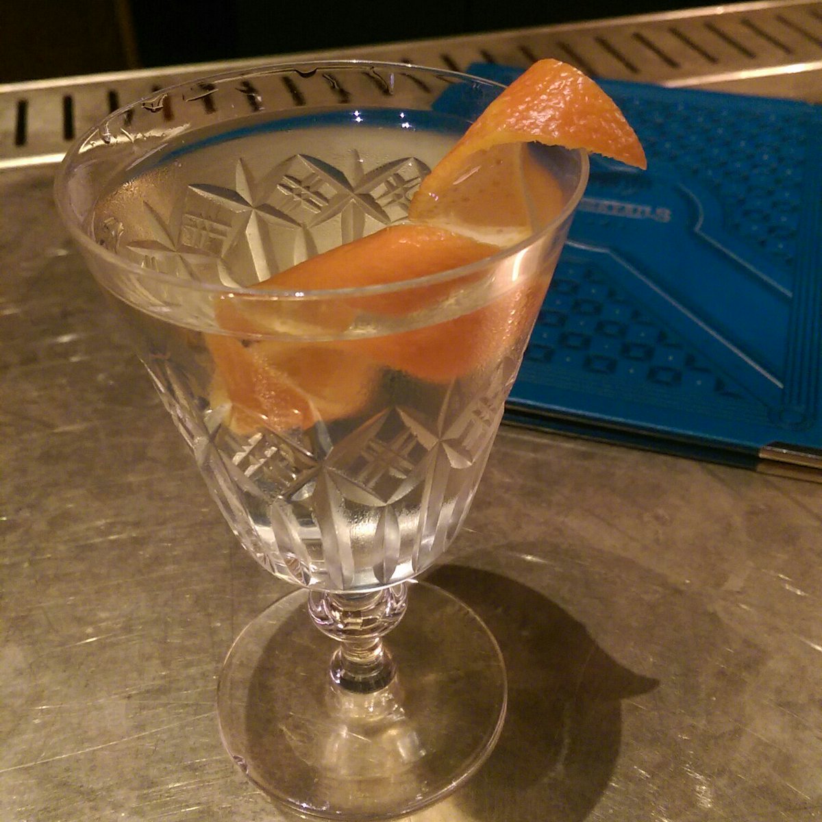 SherryWinesUK's tweet photo. The Hawksmoor Bamboo, very classy... And it's converting the martini drinkers! @HawksmoorMCR #sherry #vermouth https://t.co/VvJwGR6NxE