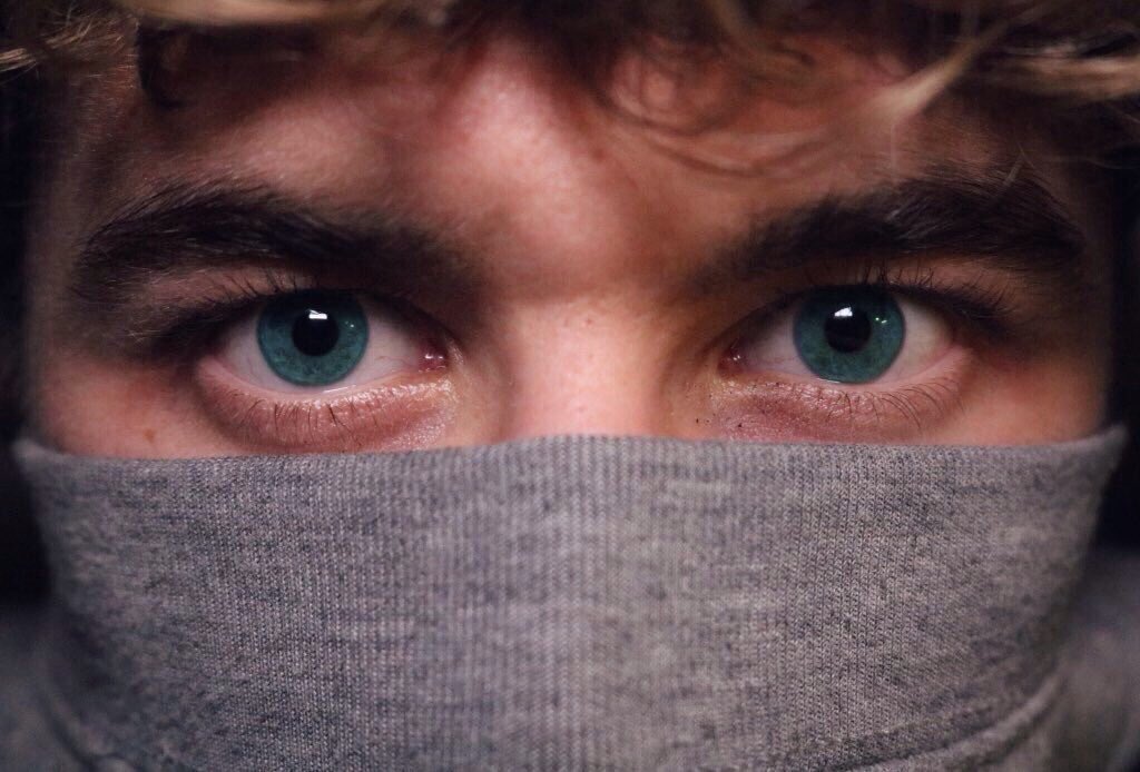 GuyCandy_'s tweet photo. Eyes that could kill 😍 #GuyCandy https://t.co/aPcsKfu2kp