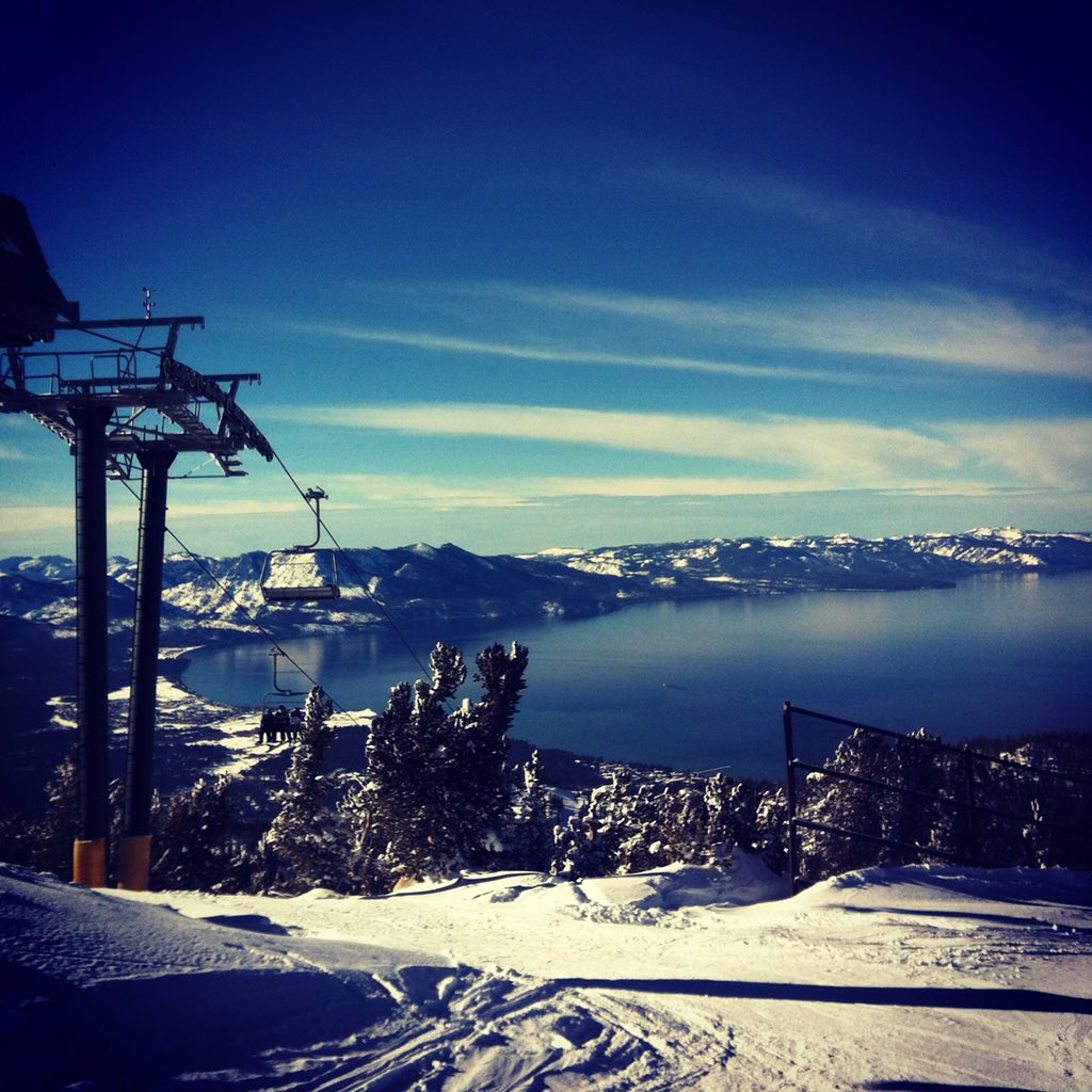 Cory_Gilmore's tweet photo. Stoked to go ride some REAL snow over at Lake Tahoe for New Years! And go check out @itsSnowGlobe music festival 🙏🔊 https://t.co/zi7o5TyTOT