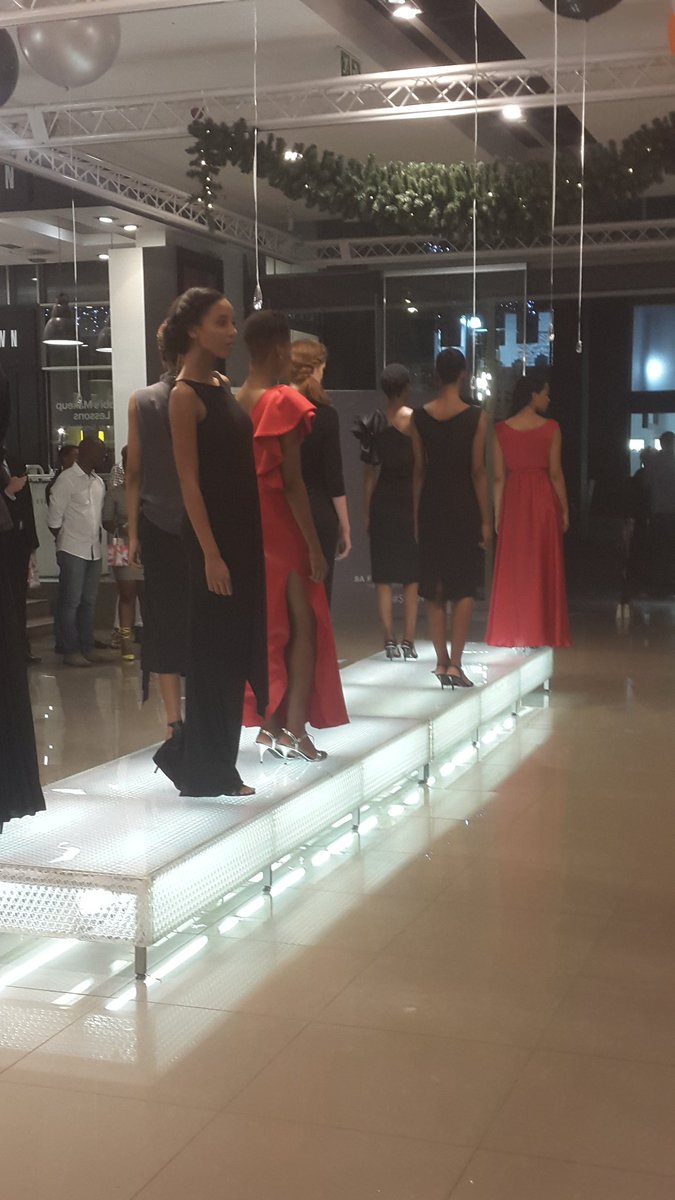 safashionweek's tweet photo. Monochrome with a pop of colour for the festive season from @gertjohan @EdgarsFashion #XSAFW https://t.co/wPjHhsNbsL