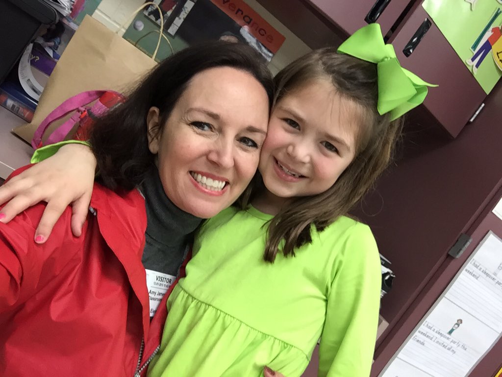 AmyClarkJames's tweet photo. @missmacsowls   OWL say it was a HOOT making ornaments with your class!  Fun &amp; wisdom seem to FLOCK to your kids:) https://t.co/GoT2nfnHkP
