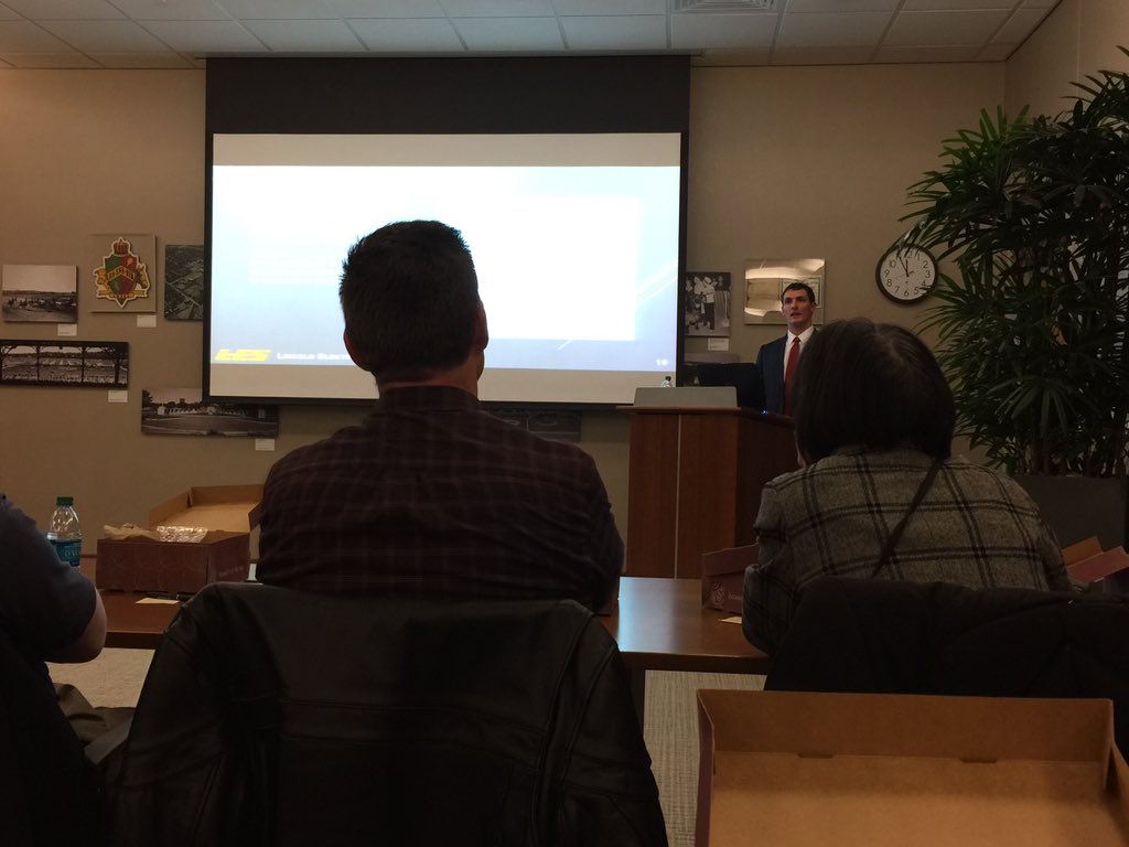 LESupdates's tweet photo. RT @DIPetersen: Preston Afrank presenting on how @lesupdates uses #SharePoint at the @omahaspug #ospug https://t.co/LdOJArWLD9