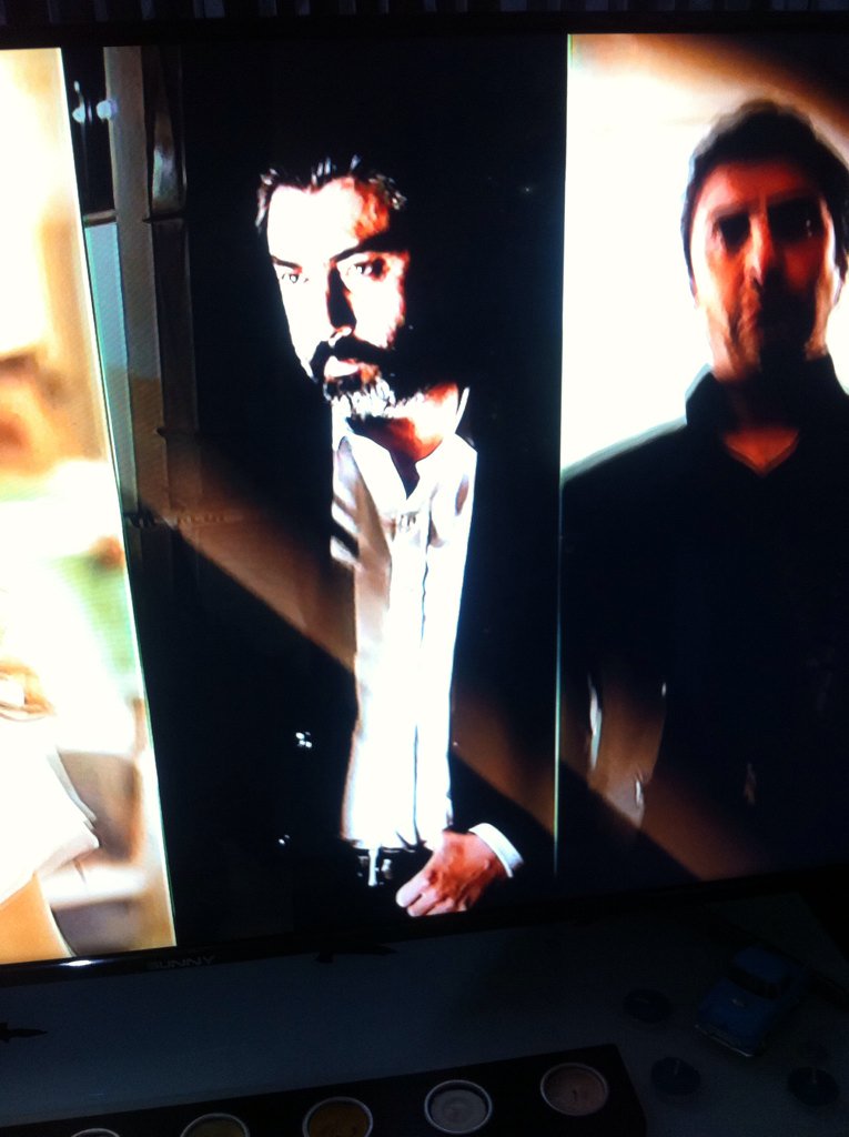FatihDAL25's tweet photo. Vakit #KurtlarVadisiPusu #kurtlarvadisipusu274 vaktidir. Çaylar @erhan_ufak tan :) https://t.co/ENBQkUK3j6