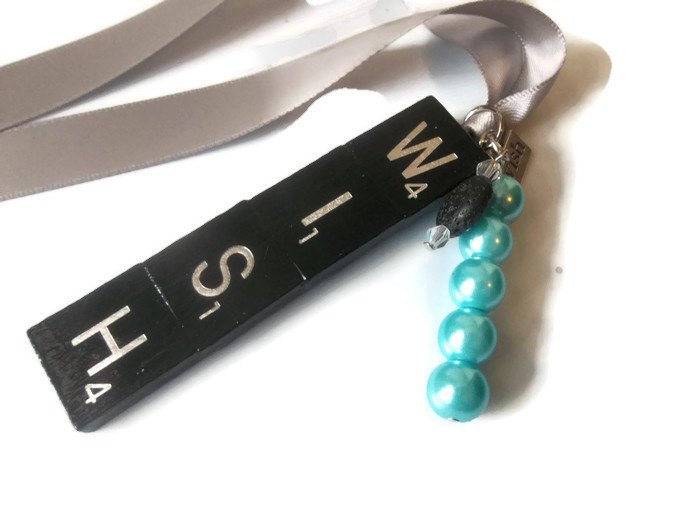 MelissaLynGrant's tweet photo. Scrabble Tile Word Ornament, Make A Wish Christmas Tree Ornament, La⦠https://t.co/FgH7HkpOZB #Etsymntt #MirrorCharm https://t.co/v3Mrg5m3HO