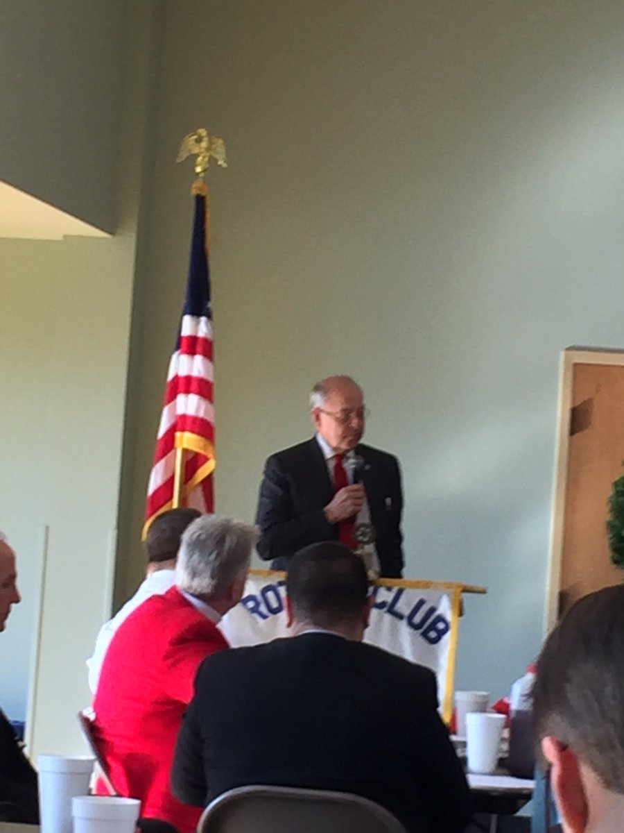 FranklinNoon's tweet photo. Thank you @mayorkenmoore for all you do for Franklin and for the presentation at Franklin noon rotary today! #fnrc https://t.co/ATB3EUvBDm