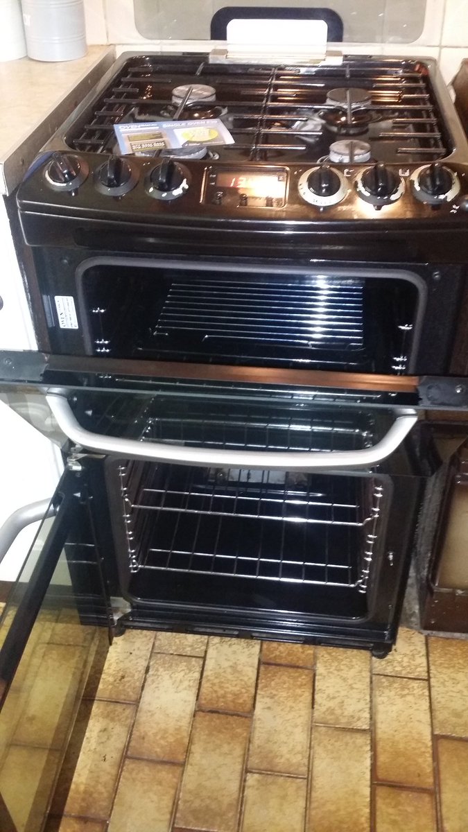 OventeamN's tweet photo. #ovencleaning by #oventeamni in #omagh PLEASE FOLLOW US https://t.co/NHB1zqTLyM