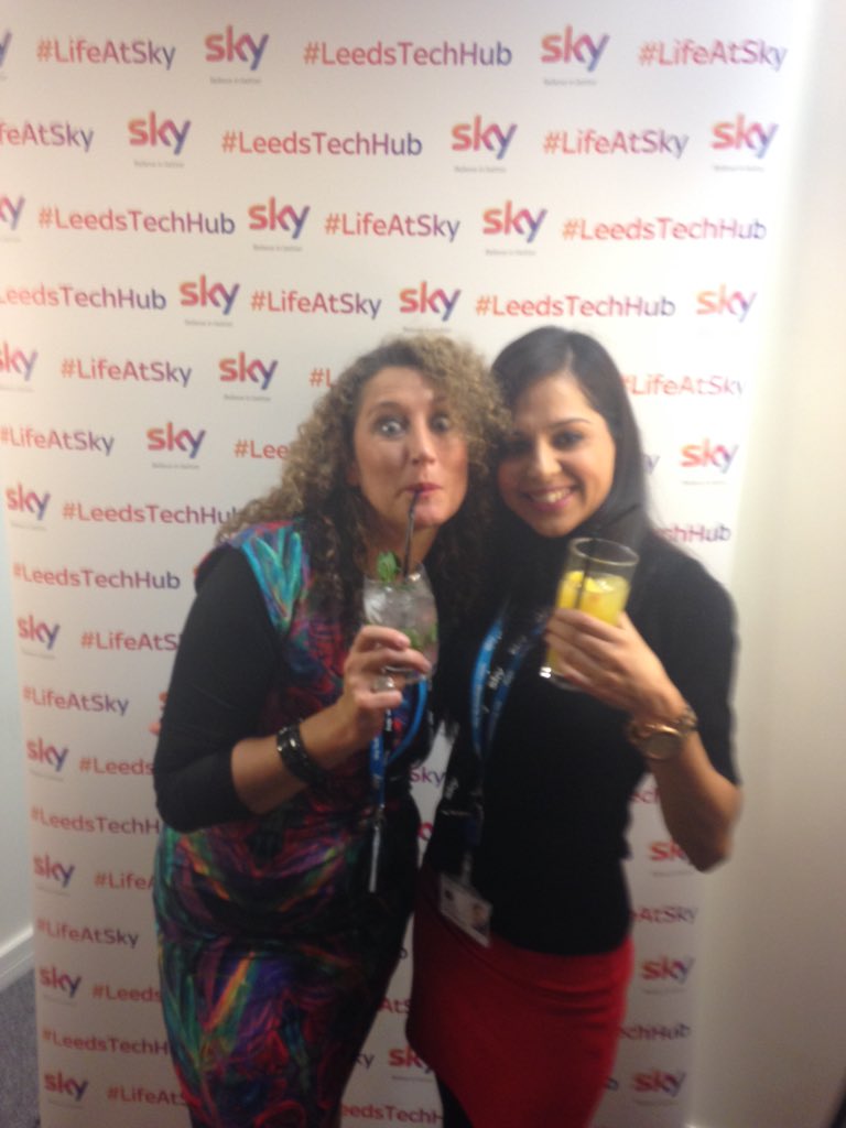 sue_mosley's tweet image. Having fun, and cocktails at the ready #leedstechhub  #lifeatsky
