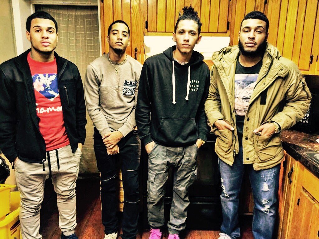 JoshuaVilorio's tweet image. When we're in the building boy we bring the feds out 🚨😈 #2Ea$y