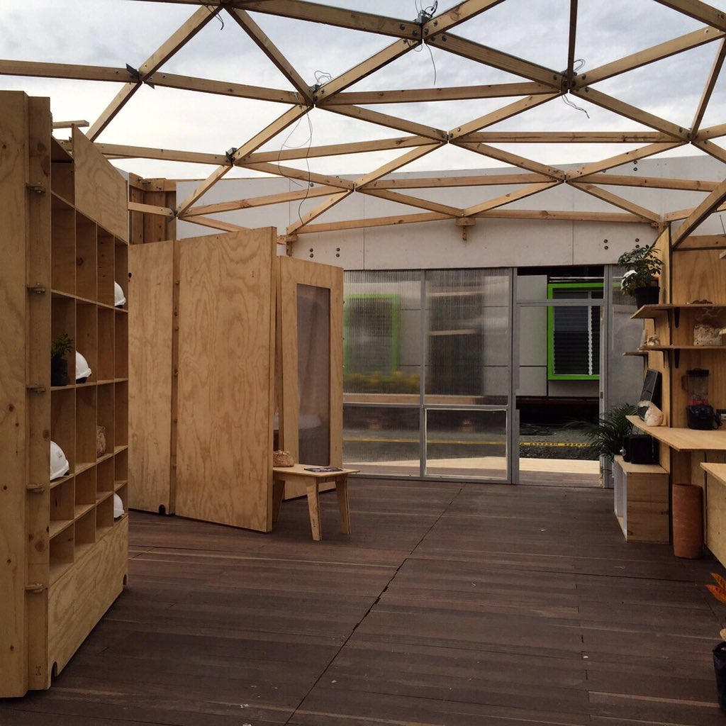 HelioMet's tweet image. 1 day to go - we're nearly there! Solar Villa officially opens to the public tomorrow. One last push. #SDLAC15