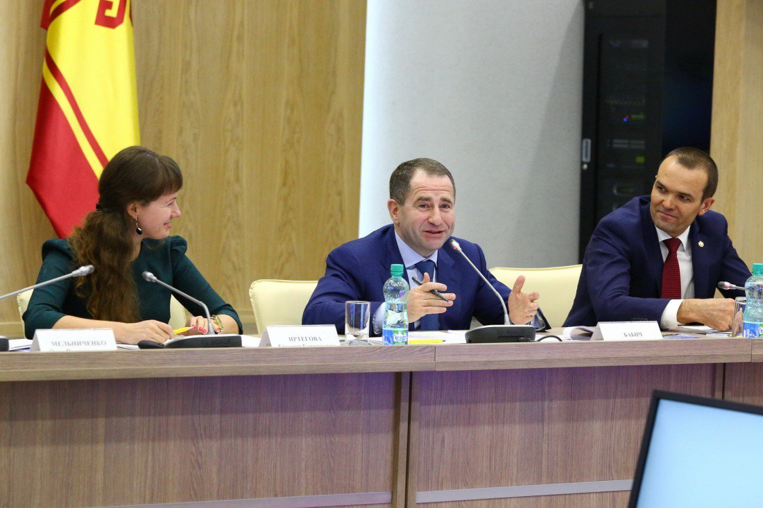 souzdobro's tweet image. СЕРГЕЙ БОНДАРЕНКО ПРИНЯЛ УЧАСТИЕ В ЗАСЕДАНИИ МОЛОДЕЖНОГО СОВЕТА ПФО souzdobro.ru/detail/sergej-… #СоюзДобро