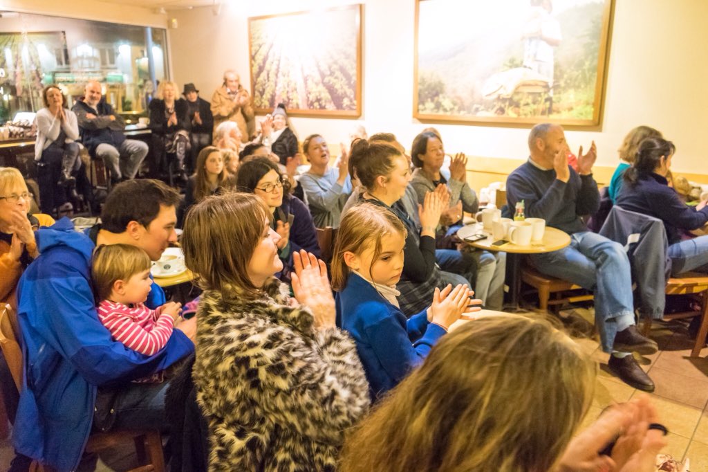 Day 3 of #Headington @LiveAdvent2015 - Sands Theatre Co <a href="/Sands1999/">Sands Theatre Arts</a> performing songs from their shows <a href="/StarbucksUK/">Starbucks UK</a>