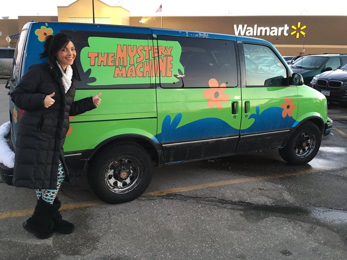 Must find owner of this car to do a #cosplay shoot! 😀 #themysterymachine #ScoobyDoo #velma #CosplayDeviants<a href="/tag/cosplay"class="tags">#cosplay</a><a href="/tag/cosplaydeviants"class="tags"><span>#cosplaydeviants</span></a><a href="/tag/scoobydoo"class="tags"><span>#scoobydoo</span></a><a href="/tag/velma"class="tags"><span>#velma</span></a><a href="/tag/themyster"class="tags"><span>#themyster</span></a>