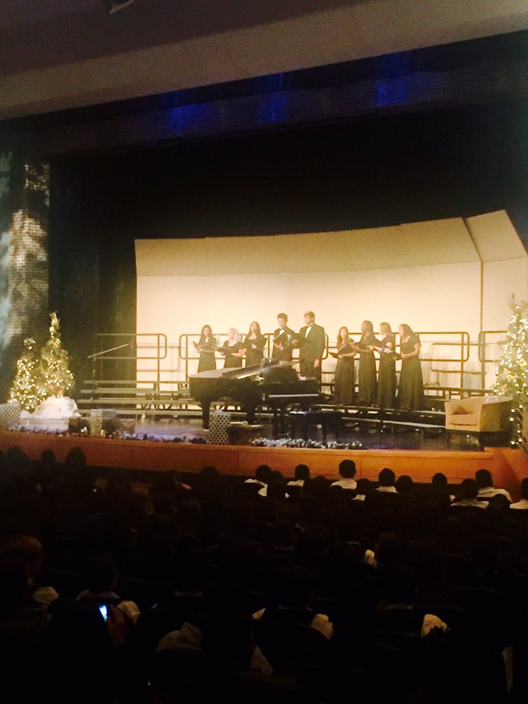 drmtz01's tweet photo. IHS choir singing to a full house! https://t.co/cAmp9UBp0s