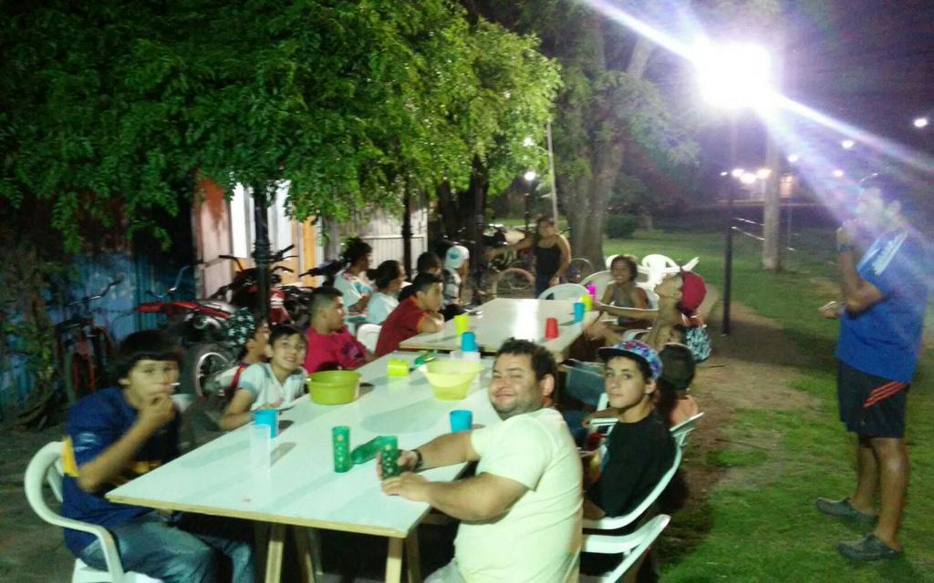 CePLALasParejas's tweet photo. Esperando ansiosos la comida!!! #cepla #sedronar https://t.co/y9YAk8I6hd